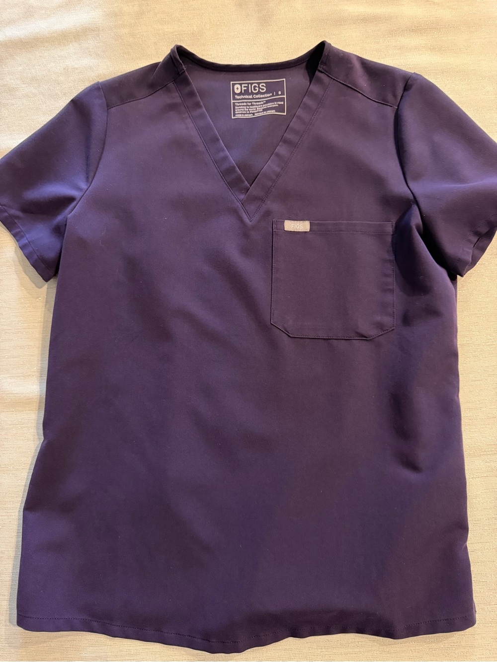 Figs Women's V-Neck Scrub Top & Jogger Pant Set - purple jam - Picture 4 of 5
